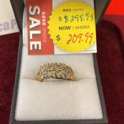 Ladies 14k Ring 