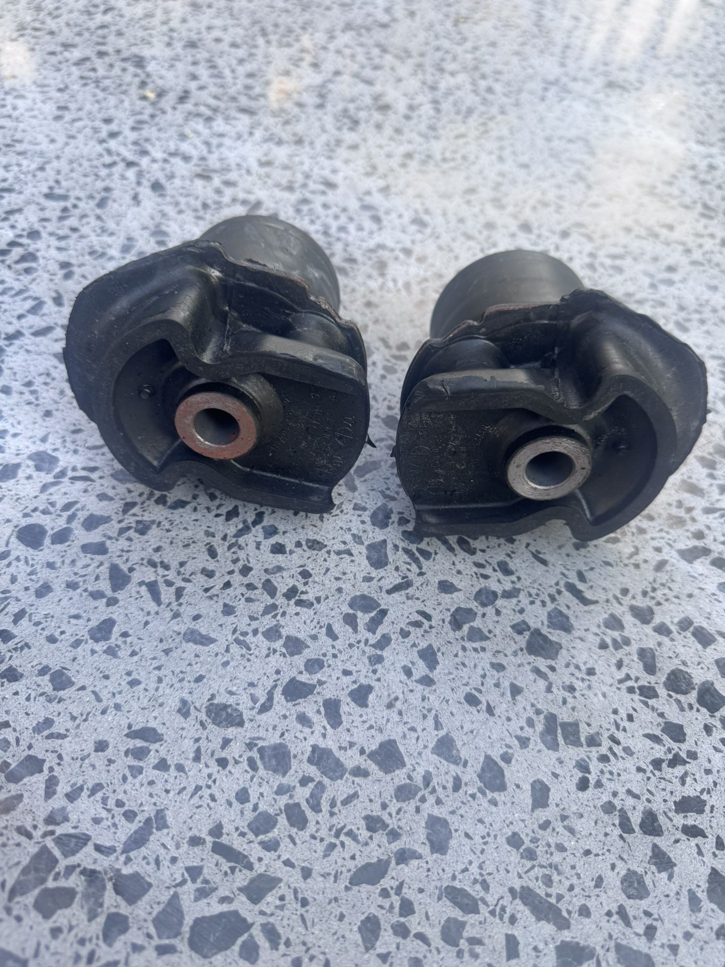 RR Suspension Arm Toyota Sienna XLE 2014