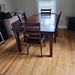Dinning Room Table 