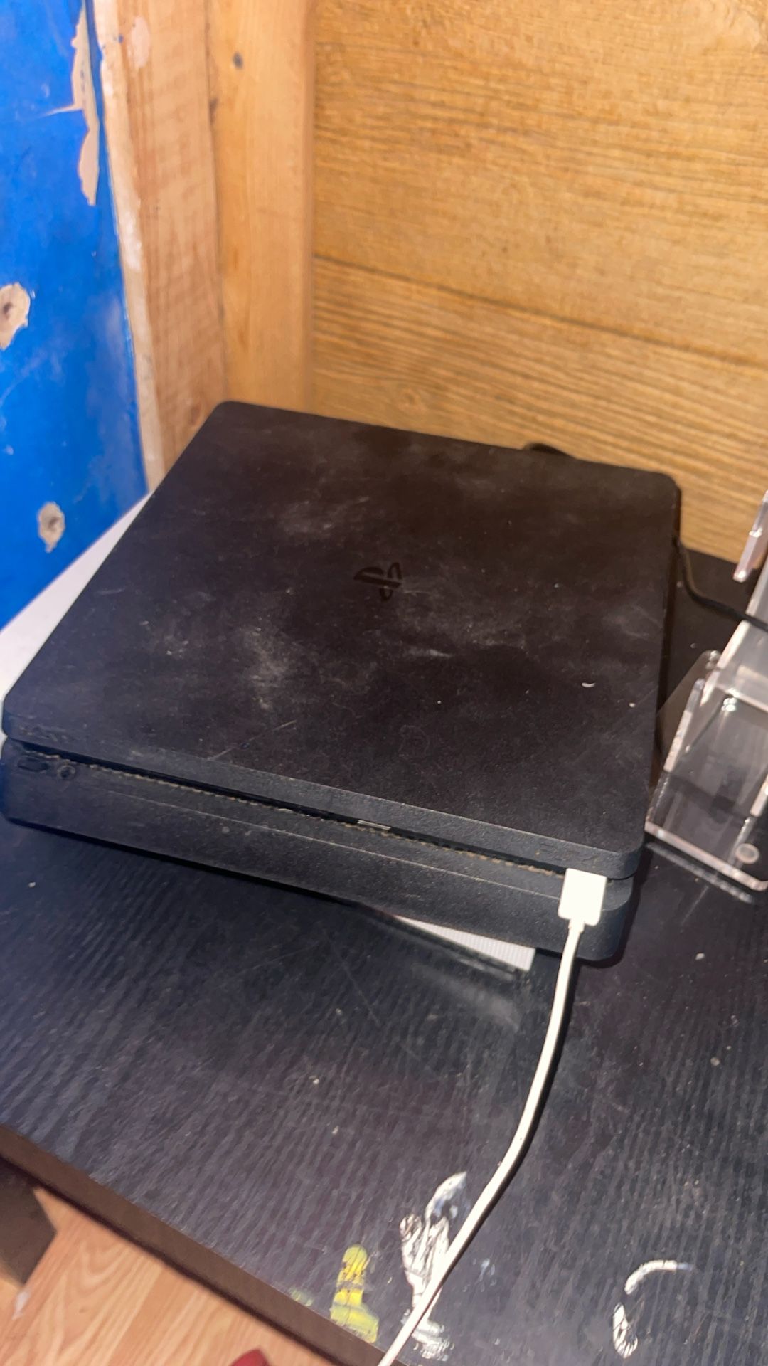 PS4