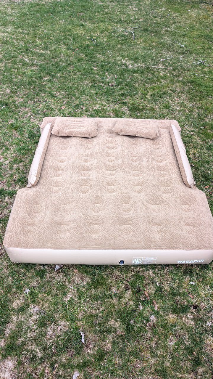 Pickup Truck Inflatable Mattress for 5.5' - 5.8' Be