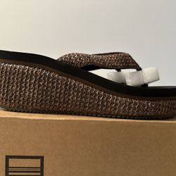 Flip Flop Sandal, Size 9, New