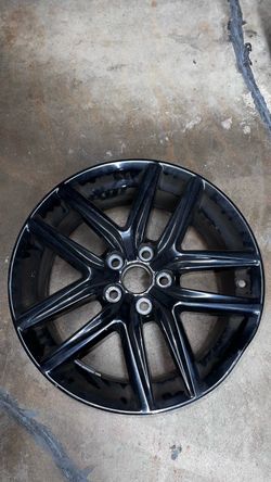 Lexus is 350 18” rim