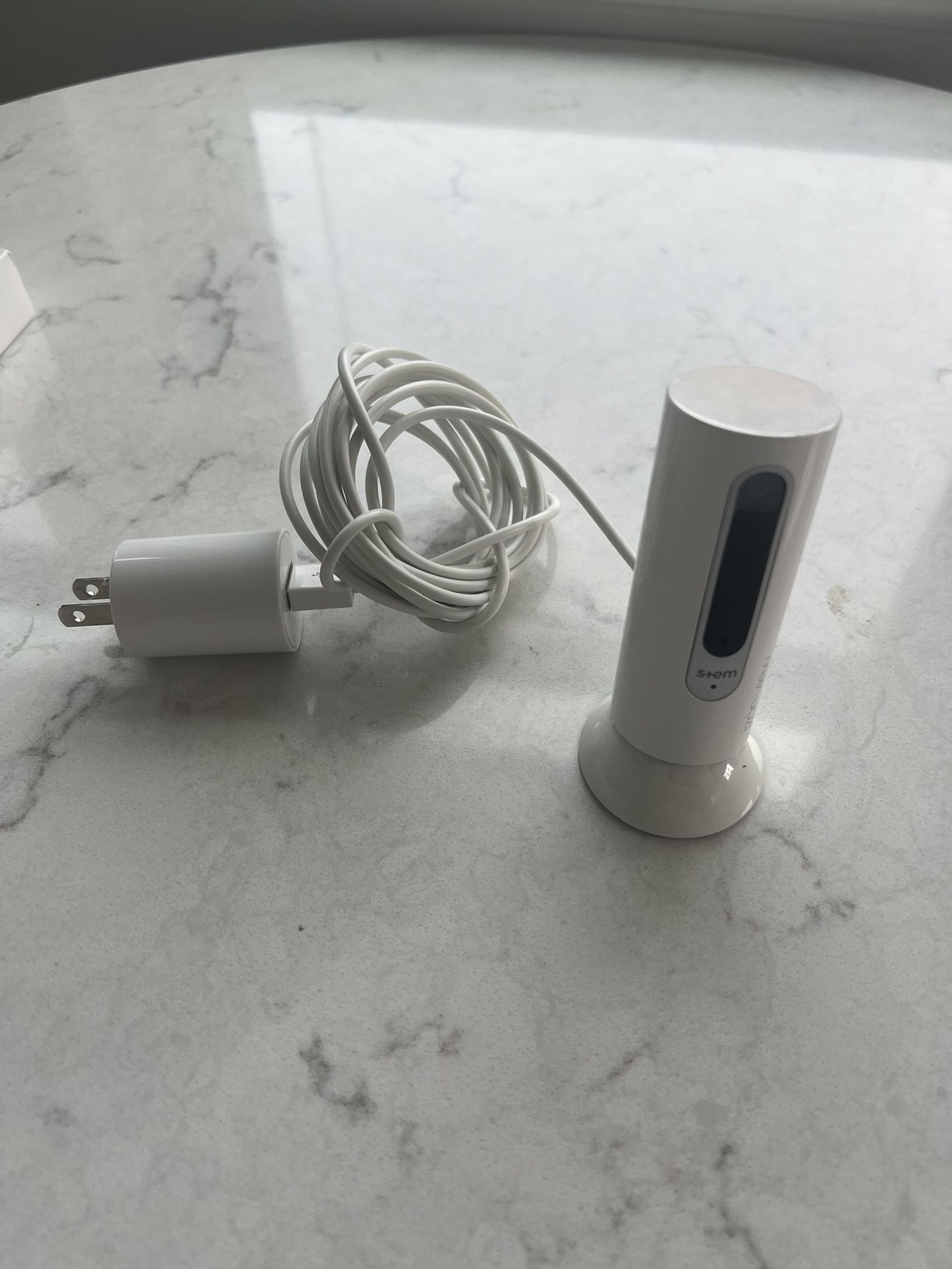 Stem Izon View Camera