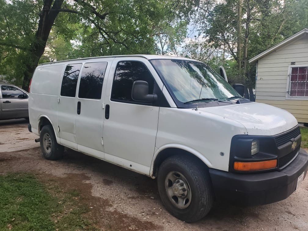 Van Express 2(contact info removed)
