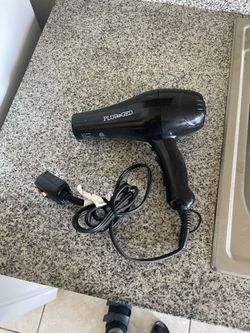 Blow dryer