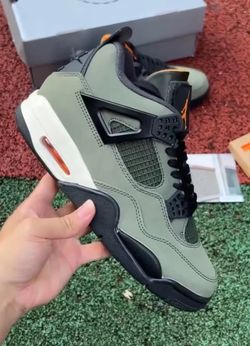 Jordan 4 Undefeated Size 10