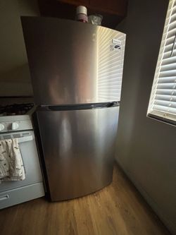 Frigidaire Refrigerator