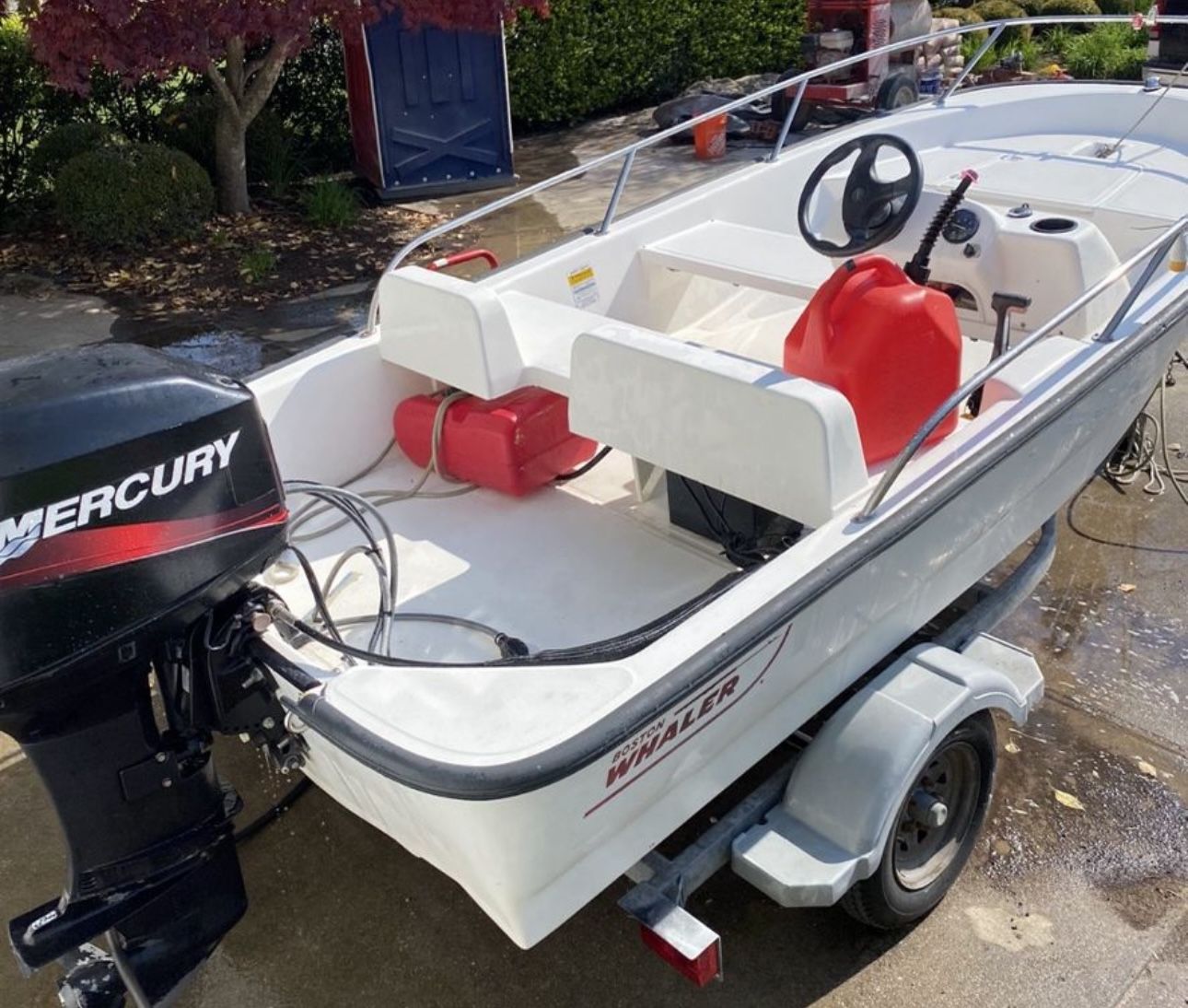 130 Sport Boston Whaler 