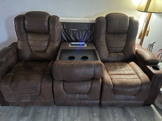 Reclining couch