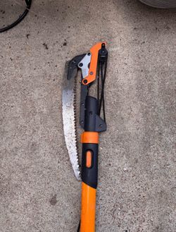 Fiskars Extension Pole Saw Pruner