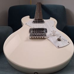 First Act Adam Levine Signature Model 222 Electric Guitar