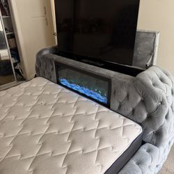 Bed Queen Size Frame