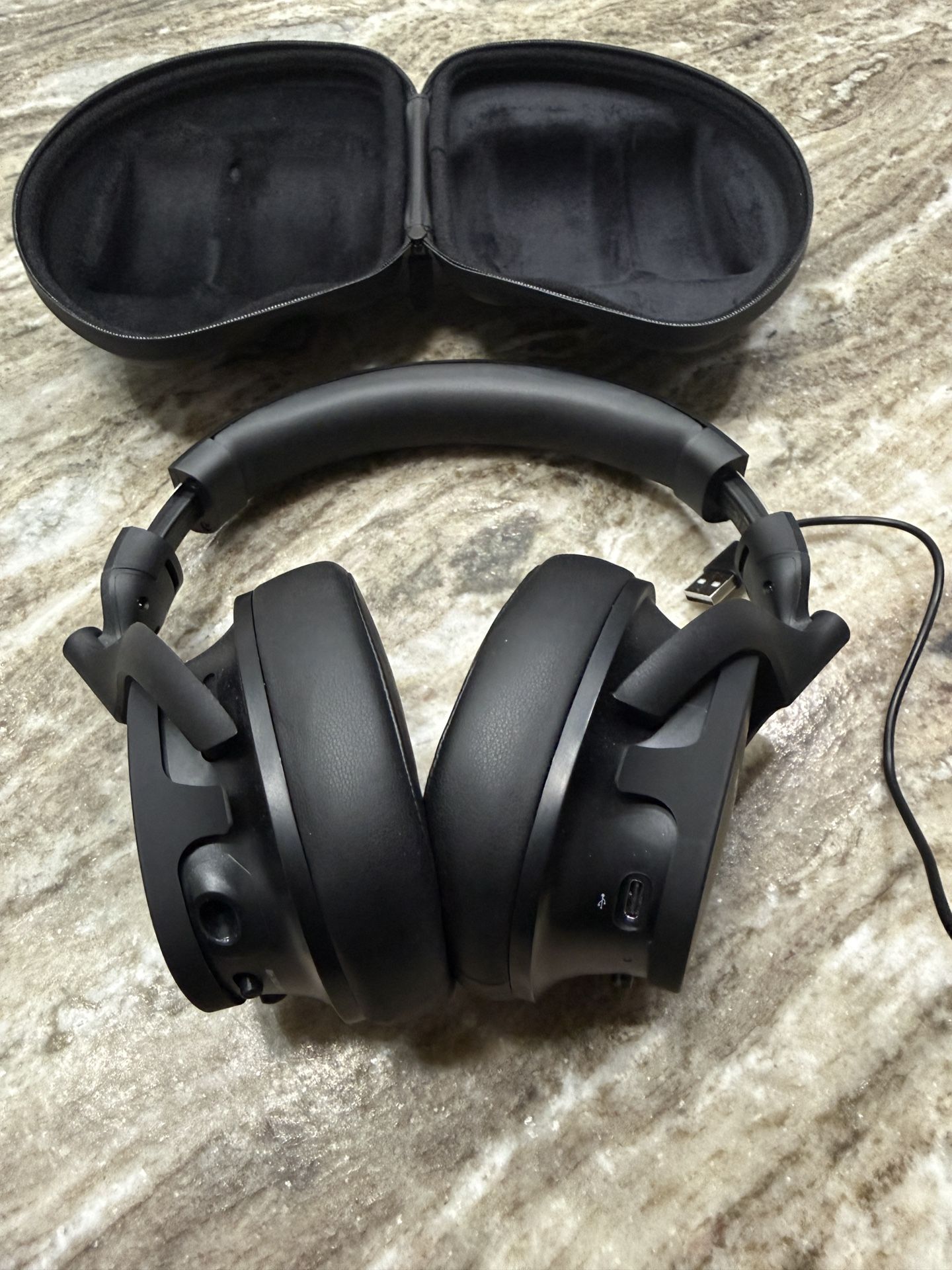 Heavys Wireless Headphones