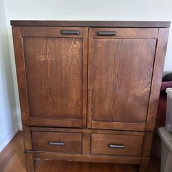 Solid Wood Wine Storage Cabinet – Built-in Glass Holder & Wine Racks