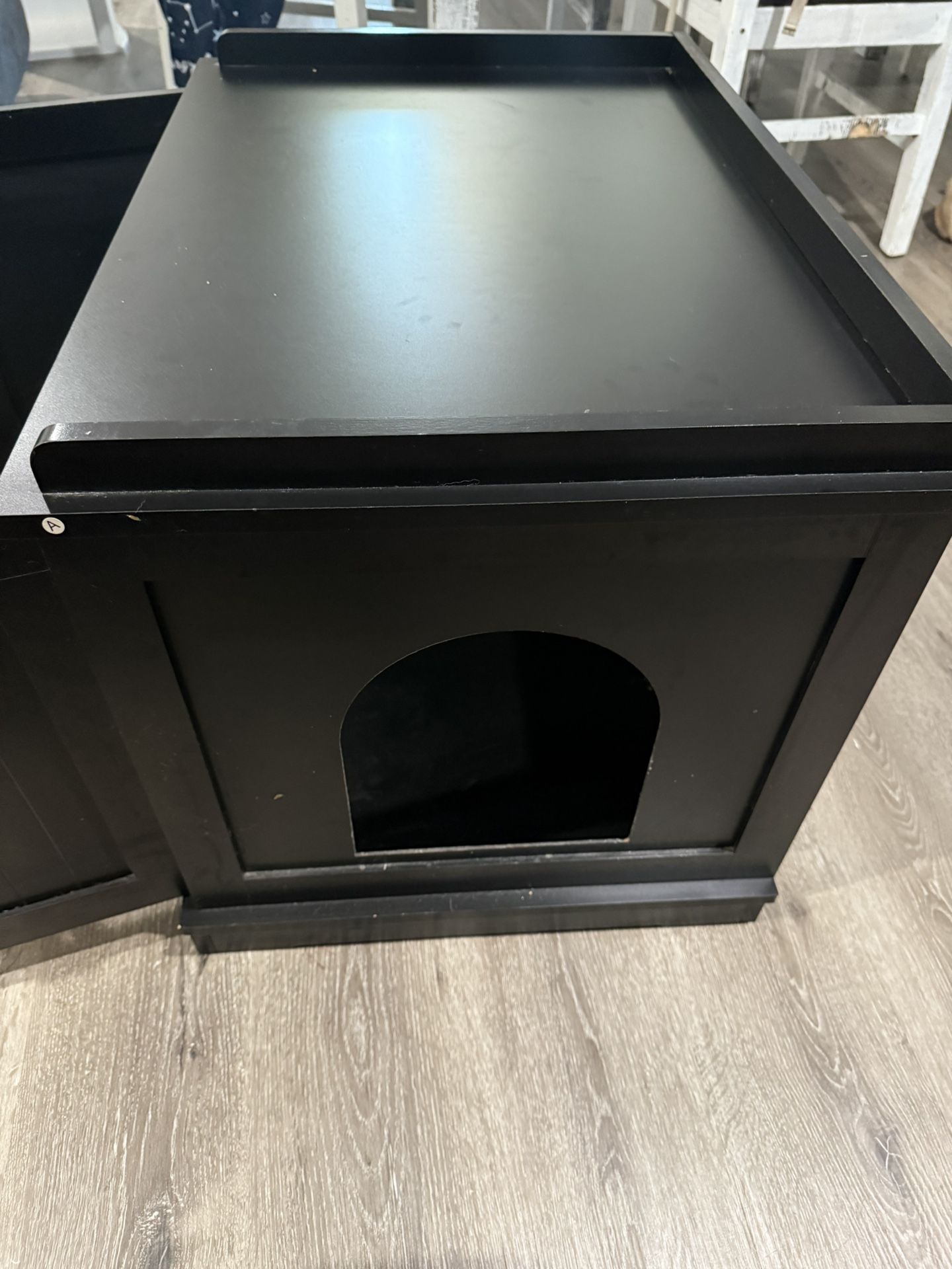 Black Litter Box
