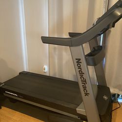 NORDICTRACK COMMERCIAL 1750 Treadmill 