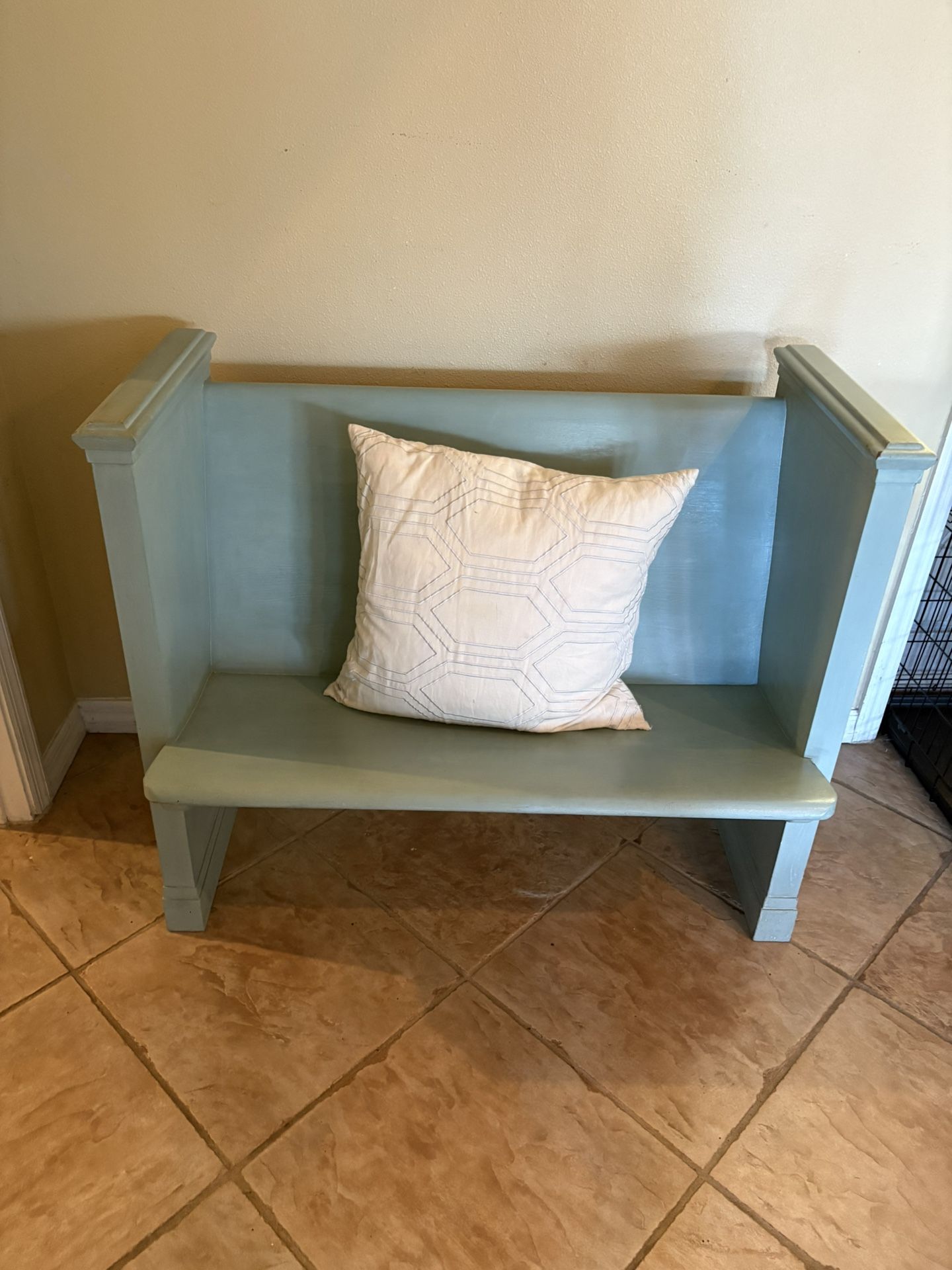 Cottage Core/Farmhouse Entry Way Bench