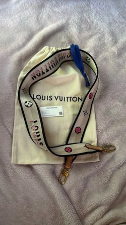 LV STRAP AUTHENTIC