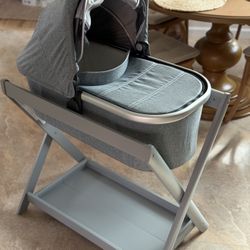 Uppababy Bassinet And Stand