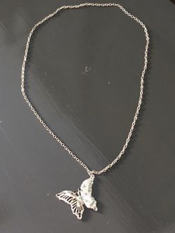 Fashion butterfly necklace