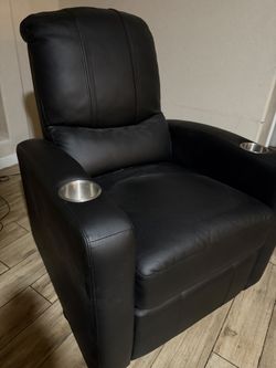 Black Leather Recliner 