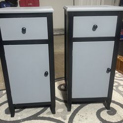 Matching Set Of Two Nightstands/End Tables/Side Tables