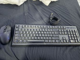 Razer Ornate Chroma And Razer Basilisk Hyperspeed