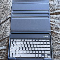 iPad Case With Keyboard 