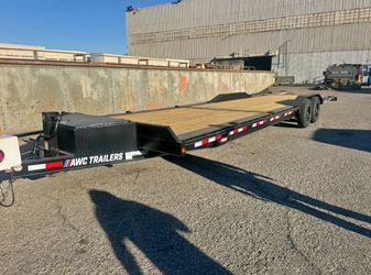 Heavy-duty 32 ft 2-car hauler trailer available