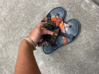 Topshop Studded Snakeskin Flat Sandals – Women’s EU 37 (US 6.5–7)