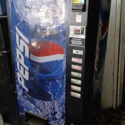 Pepsi Soda Machine 