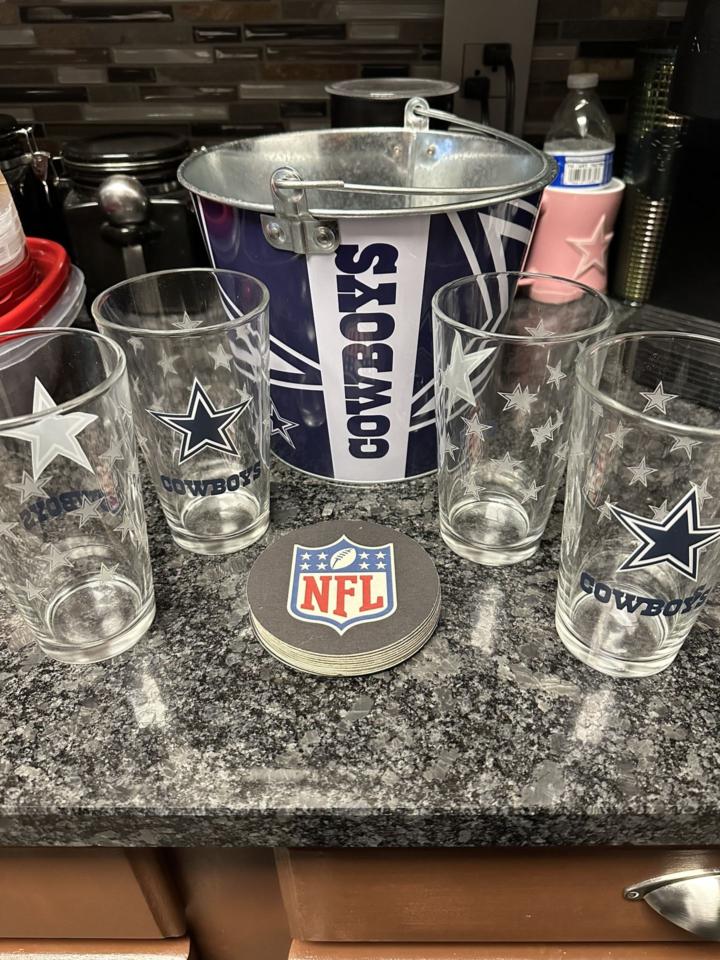 Dallas Cowboys Ice Bucket And 4 Glass Gift Set