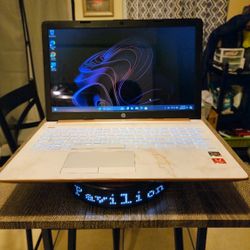 HP Pavilion 15.6"  Touchscreen Ryzen😃 7 😲20GB Ram 628GB SSD