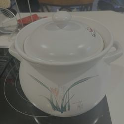 Uniware Heavy Duty Heat Proof Ceramic Pot, White, 4.3 Liter