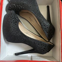 Black Heels Size 7