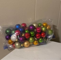 Multicolor Christmas Ball Ornaments no hangers