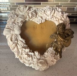 Beautiful Beige Color Picture Frame