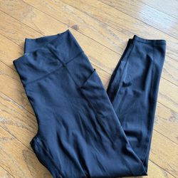 Women’s Fabletics Pure Luxe Leggings