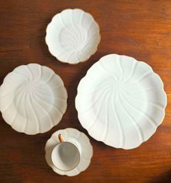 Vintage Chamart Limoges Tahiti Fine China – 27-Piece White & Gold Set