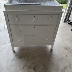 Changing Table With Drawers