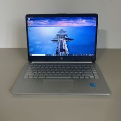 HP  14 inch Laptop Touchscreen Intel Core i3-1115G4 8GB 256GB SSD HD Win 10