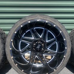 Hardrock Bones 24x14 Wheels & Fury Tires