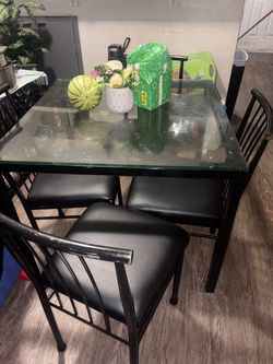 Dinning table