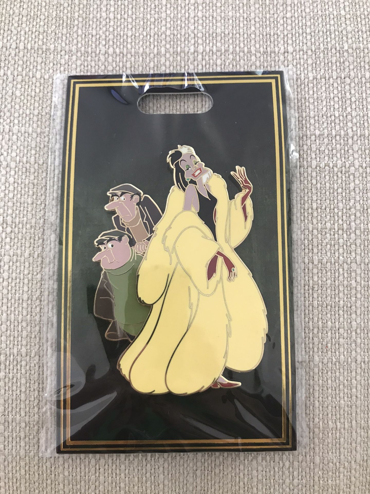 Disney D23 WDI Cruella villains and sidekick pin