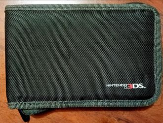 Nintendo 3DS Carrying Case