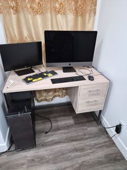 Light Wood Computer Desk with Drawers