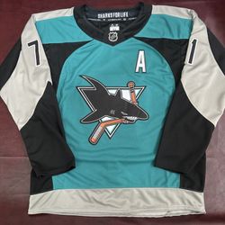 Macklin Celebrini Jersey Mens Large Size 52 San Jose Sharks #71 Stitched