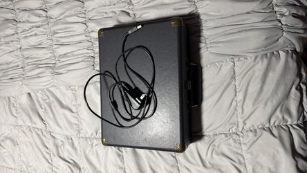 EZCheer portable 3-speed vintage suitcase turntable