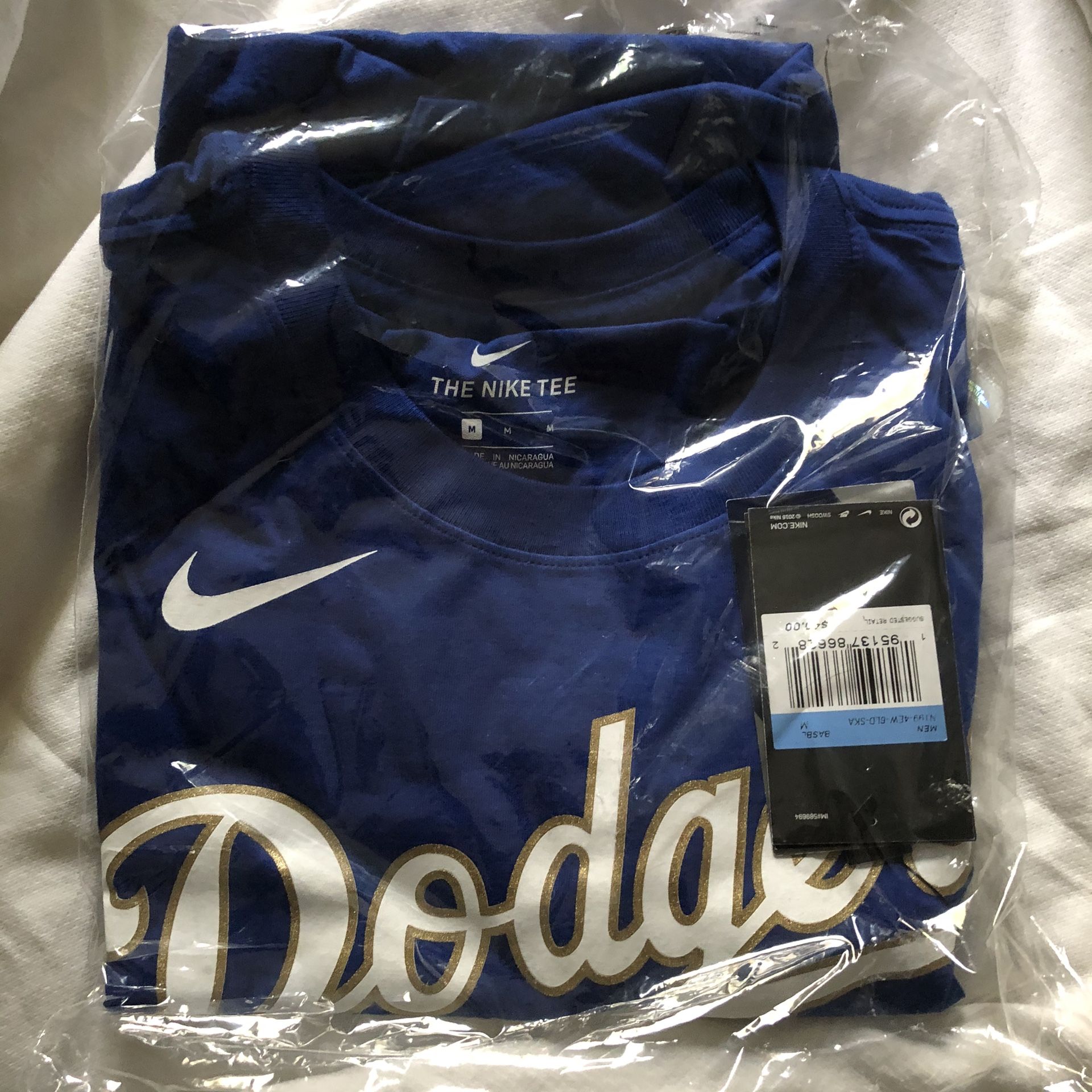 Nike 2021 Dodgers Gold Program Players Tee